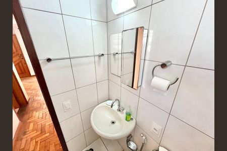 Apartamento à venda com 70m², 2 quartos e 1 vagaBanheiro