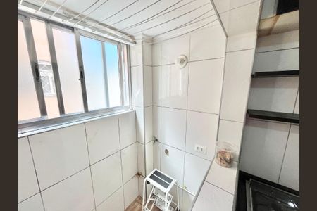Apartamento à venda com 70m², 2 quartos e 1 vagaÁrea de Serviço