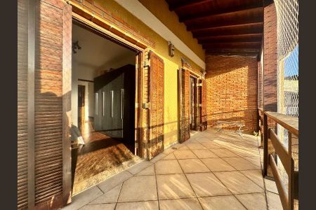 Casa à venda com 322m², 3 quartos e 5 vagasFoto 32