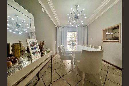 Casa à venda com 322m², 3 quartos e 5 vagasFoto 06