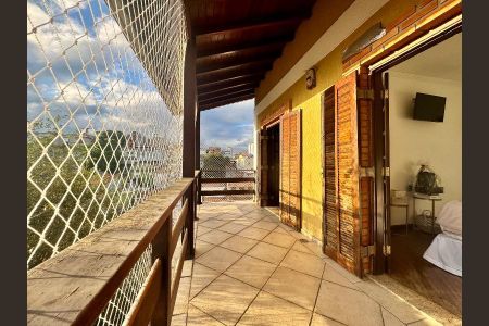 Casa à venda com 322m², 3 quartos e 5 vagasFoto 30
