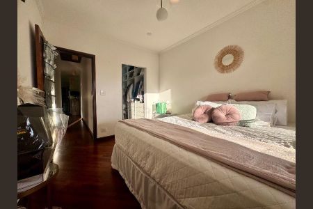 Casa à venda com 322m², 3 quartos e 5 vagasFoto 24