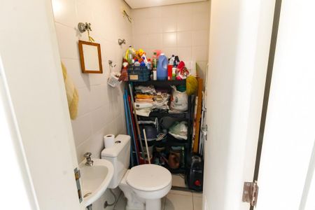 Apartamento para alugar com 111m², 3 quartos e 2 vagas Apartamento para alugar com 111m², 3 quartos e 2 vagasBanheiro de serviço