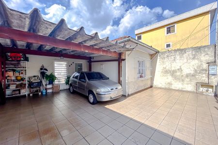 Casa à venda com 216m², 2 quartos e 4 vagasGaragem