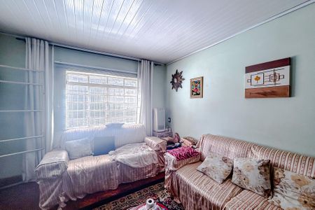 Casa à venda com 216m², 2 quartos e 4 vagasSala