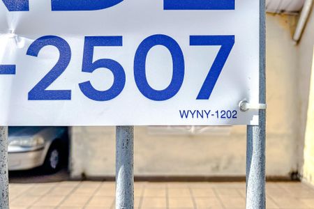 Casa à venda com 216m², 2 quartos e 4 vagasWYNI-1202