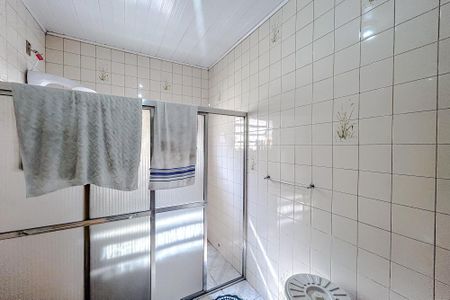 Casa à venda com 216m², 2 quartos e 4 vagasBanheiro