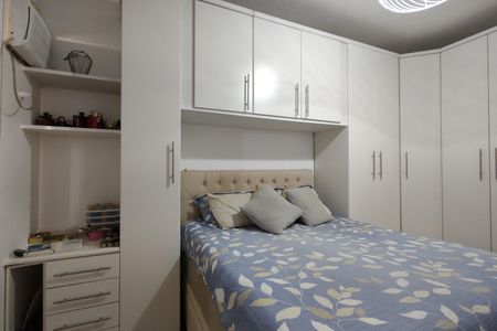Apartamento à venda com 69m², 2 quartos e 1 vagaQuarto 2 - Armários