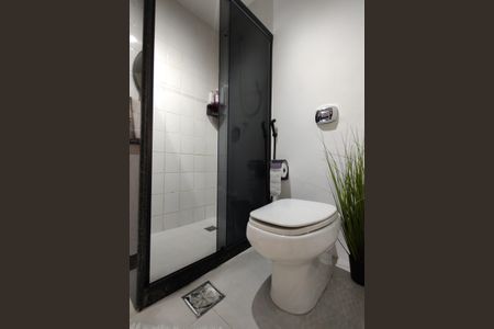 Apartamento à venda com 69m², 2 quartos e 1 vagaBanheiro Social 2