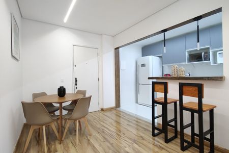 Apartamento à venda com 69m², 2 quartos e 1 vagaSala