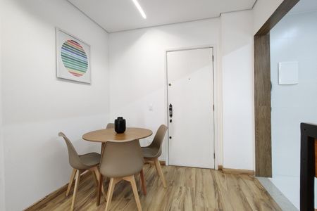 Apartamento à venda com 69m², 2 quartos e 1 vagaSala