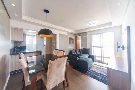 Sala de apartamento para alugar com 2 quartos, 57m² em Vila Alpina, Santo André