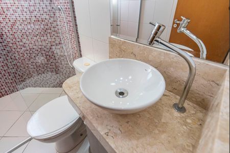 Apartamento para alugar com 57m², 2 quartos e 1 vagaBanheiro 