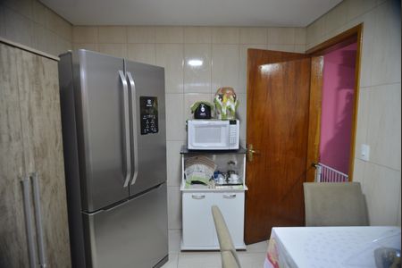 Casa à venda com 161m², 4 quartos e 2 vagasCozinha