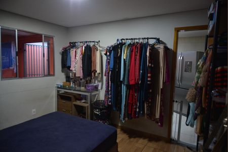 Casa à venda com 161m², 4 quartos e 2 vagasQuarto 1