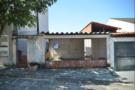 Casa à venda com 161m², 4 quartos e 2 vagasFachada