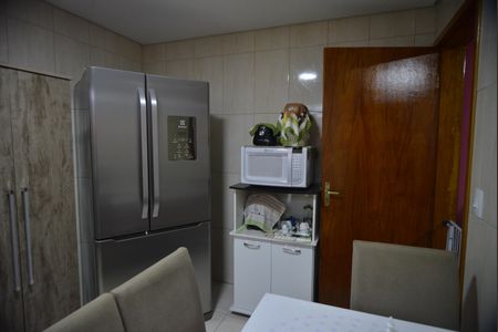 Casa à venda com 161m², 4 quartos e 2 vagasCozinha