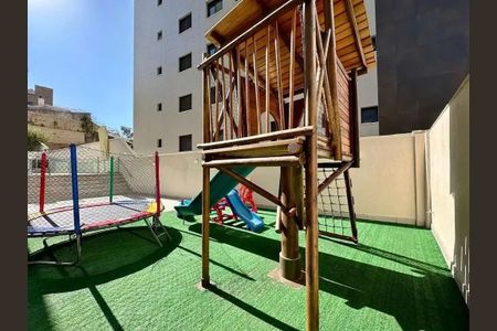 Apartamento à venda com 109m², 3 quartos e 2 vagasÁrea comum - Playground