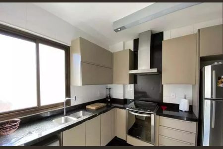 Cozinha de apartamento à venda com 3 quartos, 109m² em Sion, Belo Horizonte