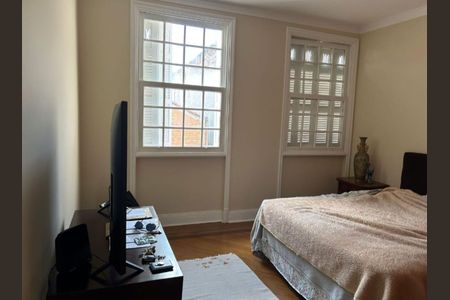 Foto 11 de casa à venda com 3 quartos, 250m² em Cambuci, São Paulo