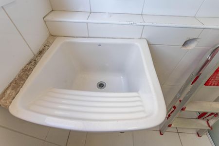 Apartamento à venda com 66m², 2 quartos e 2 vagasÁrea de serviço 