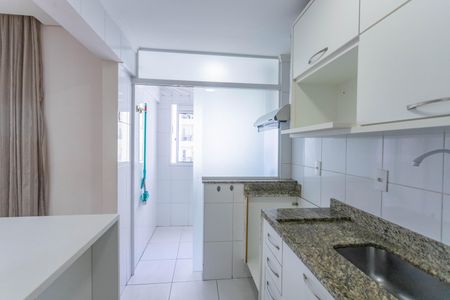 Apartamento à venda com 66m², 2 quartos e 2 vagasCozinha 