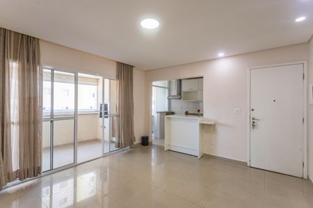 Apartamento à venda com 66m², 2 quartos e 2 vagasSala 