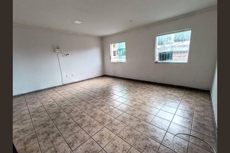 Casa à venda com 570m², 5 quartos e 2 vagassala 3