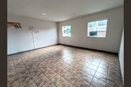 Casa à venda com 570m², 5 quartos e 2 vagassala 3