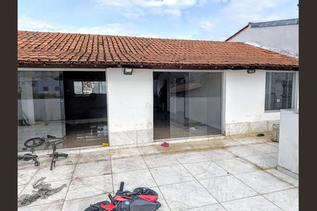 Sala 2 de casa à venda com 5 quartos, 570m² em Piratininga, Belo Horizonte