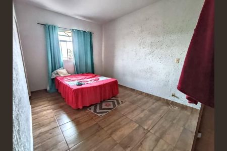 Casa à venda com 570m², 5 quartos e 2 vagasquarto 3