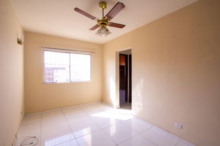 Sala de apartamento para alugar com 2 quartos, 83m² em Colubandê, São Gonçalo