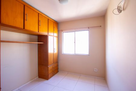 Quarto 2 de apartamento para alugar com 2 quartos, 83m² em Colubandê, São Gonçalo