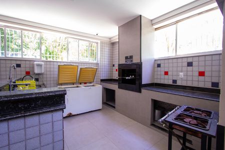 Apartamento para alugar com 83m², 2 quartos e 1 vaga Apartamento para alugar com 83m², 2 quartos e 1 vagaÁrea comum - Salão de festas 2