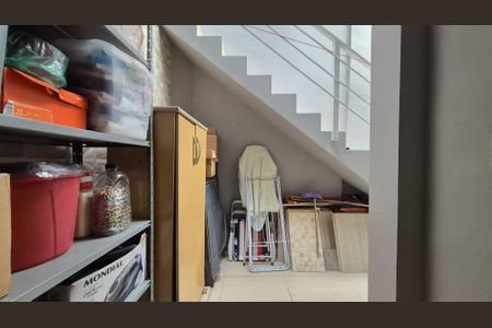 Casa à venda com 135m², 3 quartos e 2 vagasLavanderia