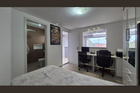 Casa à venda com 135m², 3 quartos e 2 vagasQuarto fundos