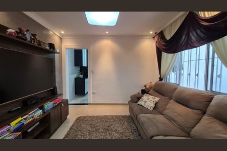 Casa à venda com 135m², 3 quartos e 2 vagasSala