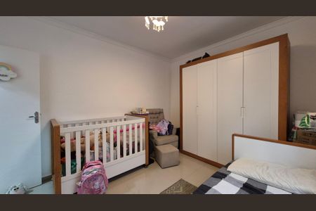 Casa à venda com 135m², 3 quartos e 2 vagasQuarto 2