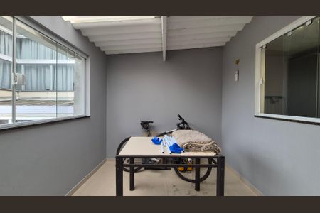 Casa à venda com 135m², 3 quartos e 2 vagasArea externa