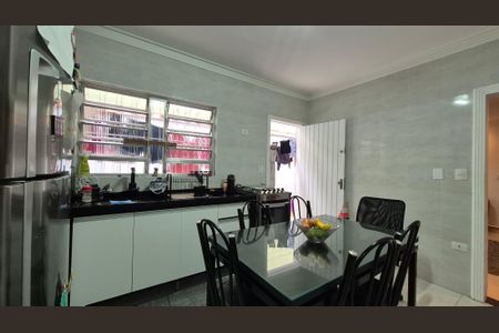 Casa à venda com 135m², 3 quartos e 2 vagasCozinha