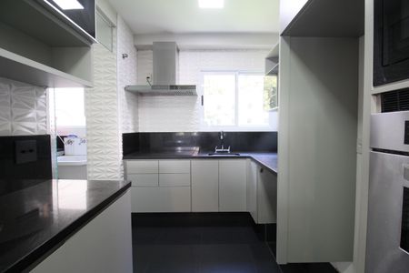 Apartamento à venda com 124m², 3 quartos e 2 vagasCozinha