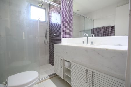 Apartamento à venda com 124m², 3 quartos e 2 vagasBanheiro Suíte 3