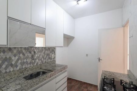 Apartamento para alugar com 55m², 2 quartos e 1 vaga Apartamento para alugar com 55m², 2 quartos e 1 vagaCozinha e Área de Serviço