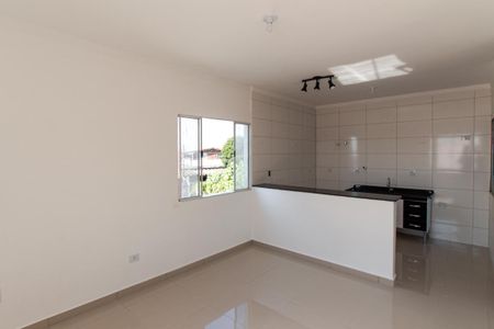 Sala de casa de condomínio para alugar com 2 quartos, 54m² em Vila Nivi, São Paulo