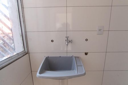 Casa de condomínio para alugar com 54m², 2 quartos e 1 vagaÁrea de Serviço