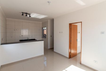 Sala de casa de condomínio para alugar com 2 quartos, 54m² em Vila Nivi, São Paulo