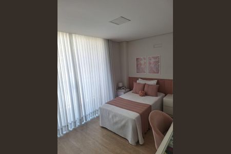 Quarto de casa à venda com 3 quartos, 228m² em Lúcio de Abreu, Contagem