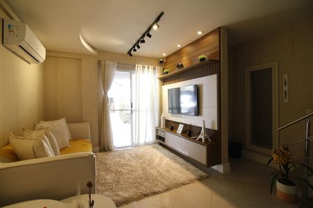 Casa de condomínio à venda com 230m², 3 quartos e 2 vagasSala