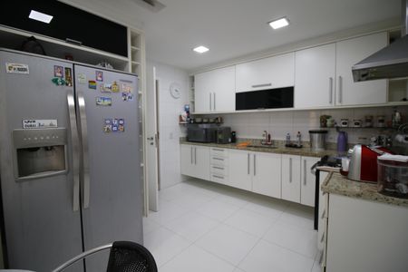 Casa de condomínio à venda com 230m², 3 quartos e 2 vagasCozinha