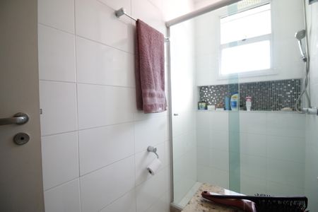 Casa de condomínio à venda com 230m², 3 quartos e 2 vagasBanheiro da Suíte 1